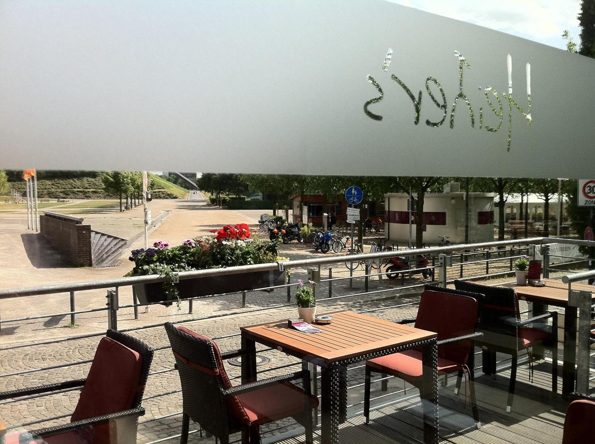 Heiner'S Parkhotel เกลเซนเคียร์เคน ภายนอก รูปภาพ