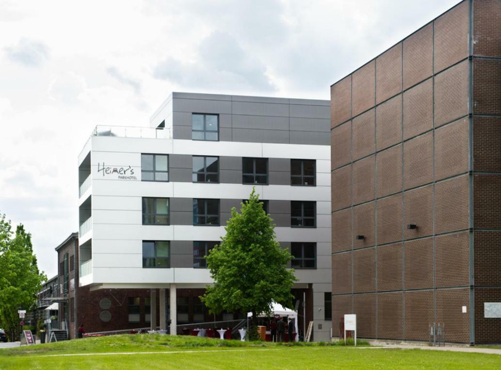 Heiner'S Parkhotel เกลเซนเคียร์เคน ภายนอก รูปภาพ